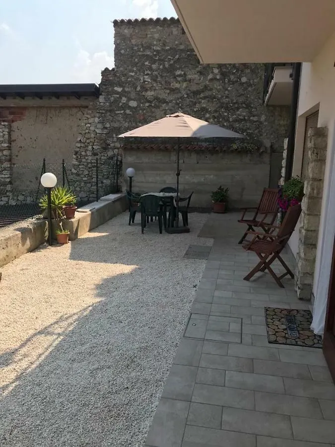 Casa Micky Daire Toscolano Maderno